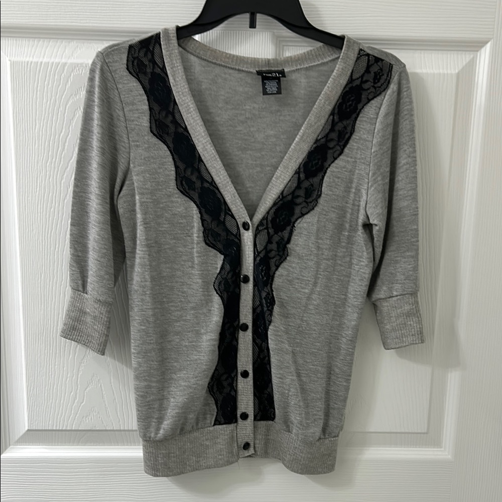Rue 21 gray 3/4 sleeve cardigan with Black Lace Detail